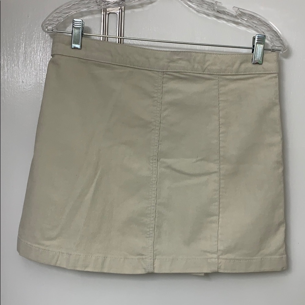 86. By Together, Cream corduroy miniskirt with tortoise color buttons 🌟HP 9/20🌟 - Picture 3 of 6